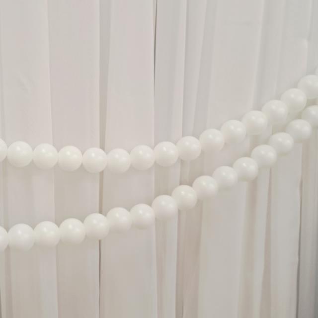 Rental store for BEADS, PEARL WHITE GARLAND - APPROX. 20 in Sudbury ON